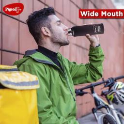 Pigeon Inox Hydra 900 ml Bottle  (Pack of 1, Black, Steel)
